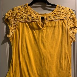 Mustard blouse size Large!